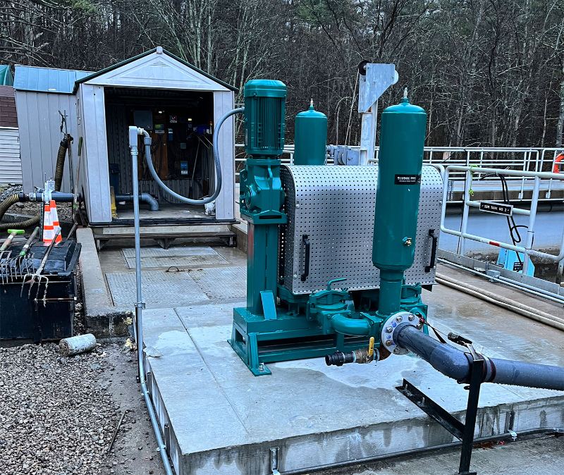Sewage treatment plant installation