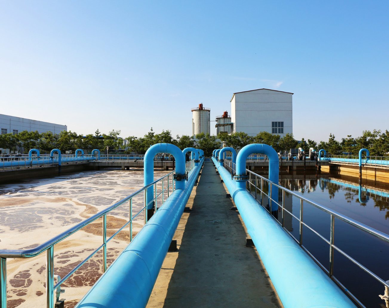 Process pipe gallery above aeration basins